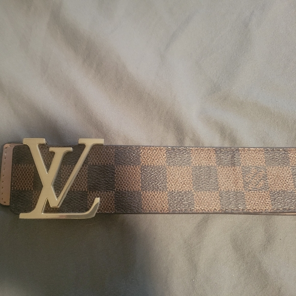 SOLD Louis Vuitton belt - Picture 1 of 5